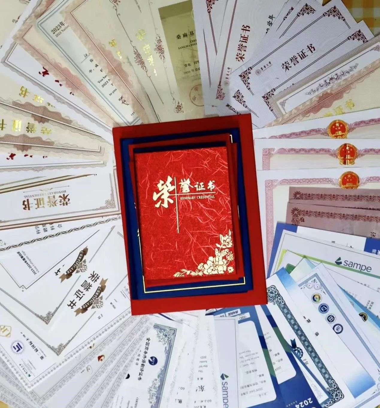 C:\Users\小宇\AppData\Local\Temp\WeChat Files\b15e44afb0d7d72a04954d7701db4333.jpg